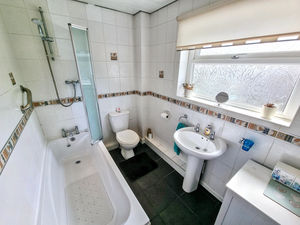 Photo 1- click for photo gallery